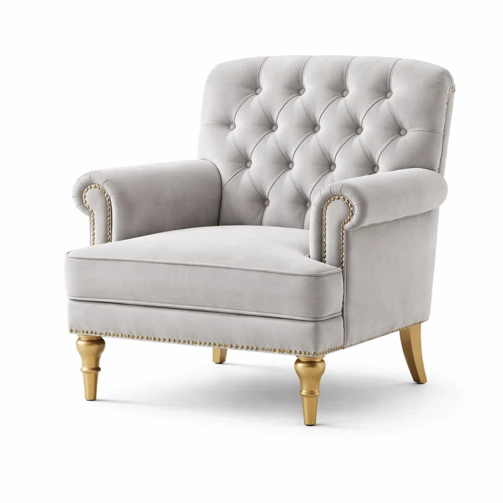 Poltrona in velluto grigio chiaro con gambe in legno dorato